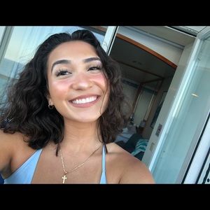 Meet your Posher, Jocelyn